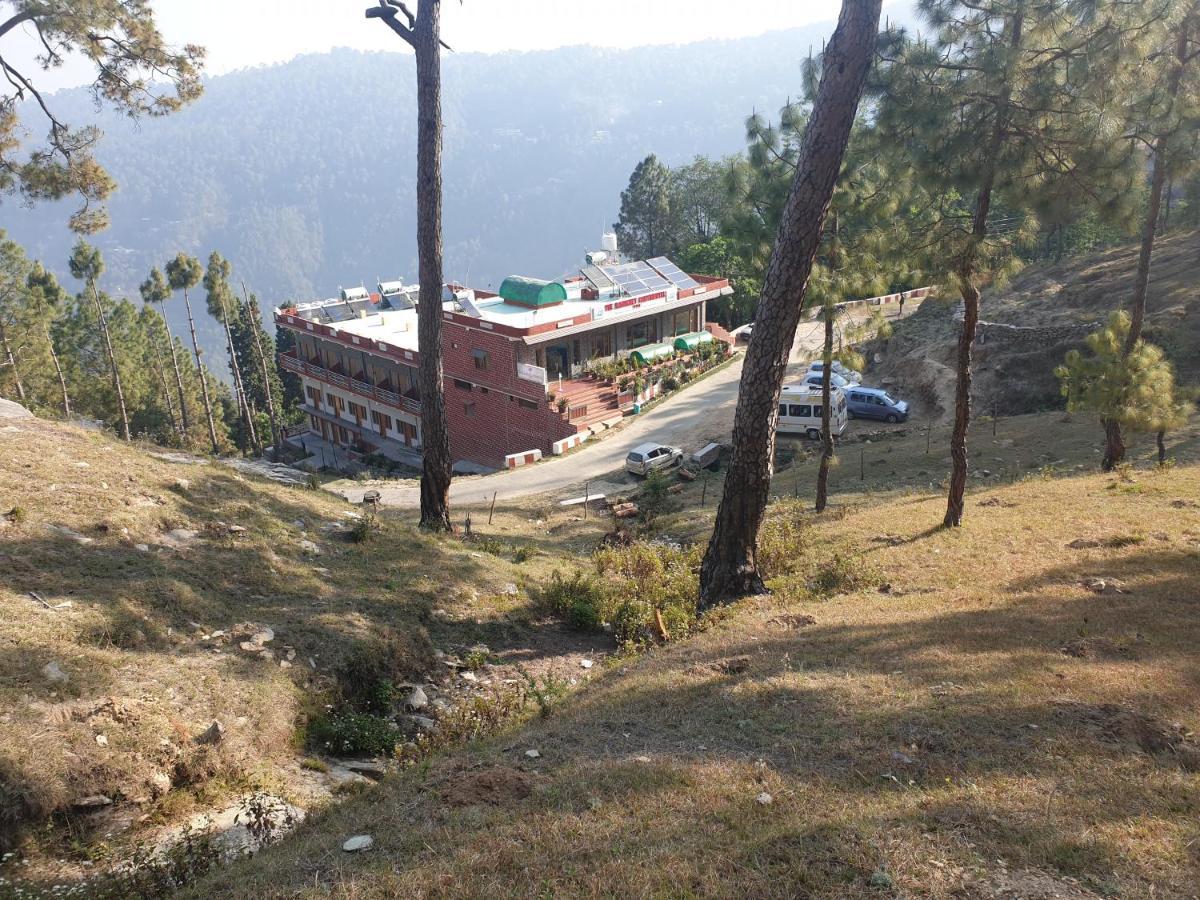 מלון The Ranikhet Continental מראה חיצוני תמונה